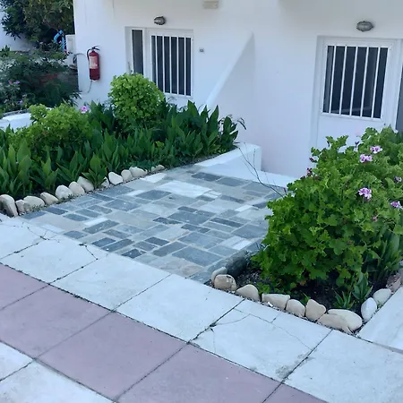 Hotel Leonidas Hotel&studios