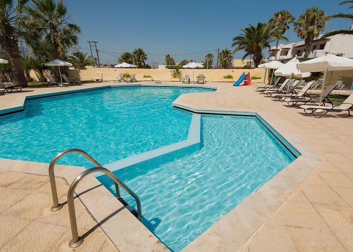 Leonidas Hotel&studios 2*