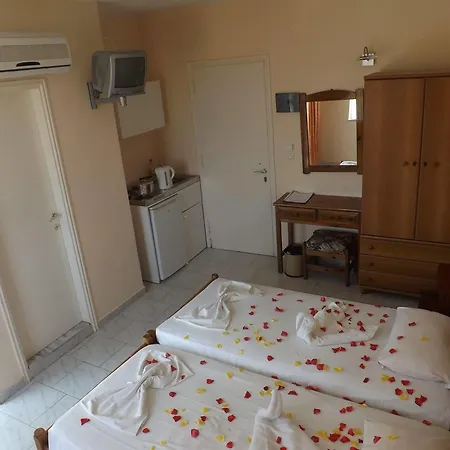 Отель Leonidas & Кос