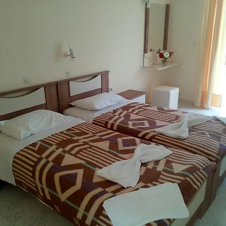 Hotel Leonidas Hotel&studios