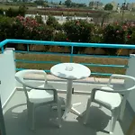 Hotel Leonidas Hotel&studios Cos